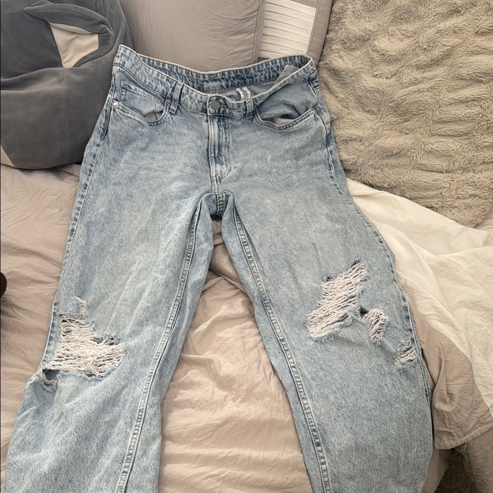 Light Blue Distressed Women's Jeans